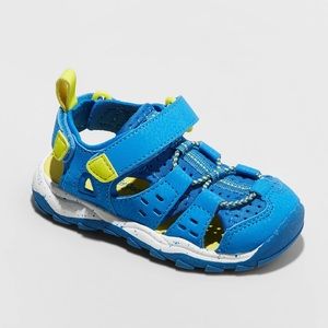 Toddler Boys Size 6 Cat & Jack Sandals